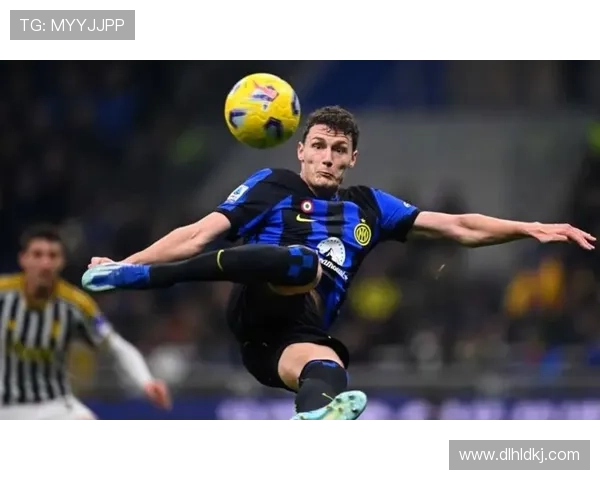 唯一能让瓜迪奥拉两次吓趴下的后卫租借加盟国米即将离队转会新动向揭秘 唯一能让瓜迪奥拉两次吓趴下的后卫租借加盟国米即将离队转会新动向揭秘